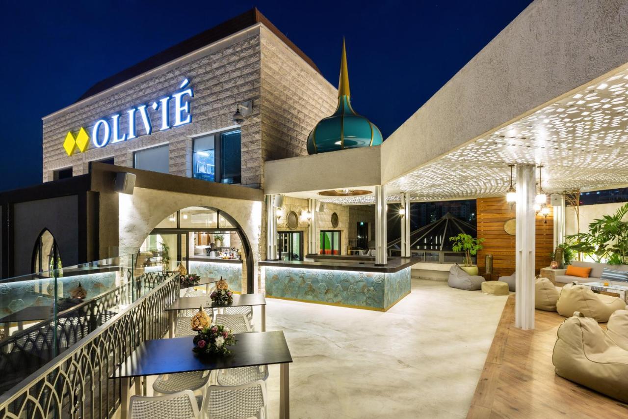 รามาดา บาย วินด์แฮม นาซาเรธ Hotel ภายนอก รูปภาพ
